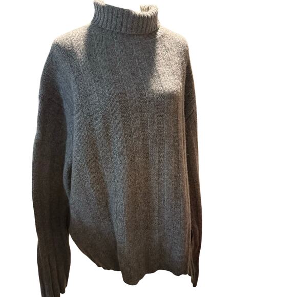 Express Lambswool Blend Ribbed Turtleneck Sweater, Gray, Women's Size XL - Picture 4 of 7